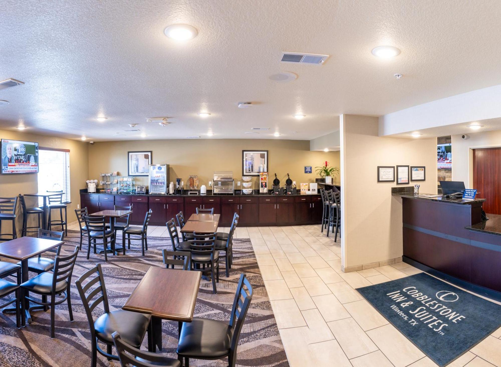 Cobblestone Inn & Suites - Winters エクステリア 写真