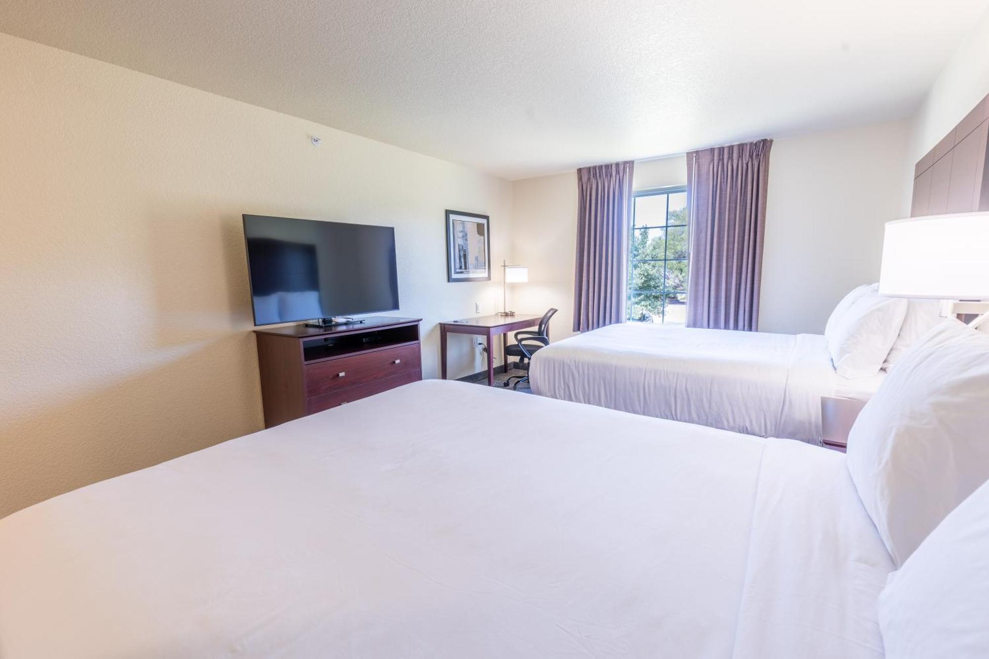 Cobblestone Inn & Suites - Winters エクステリア 写真