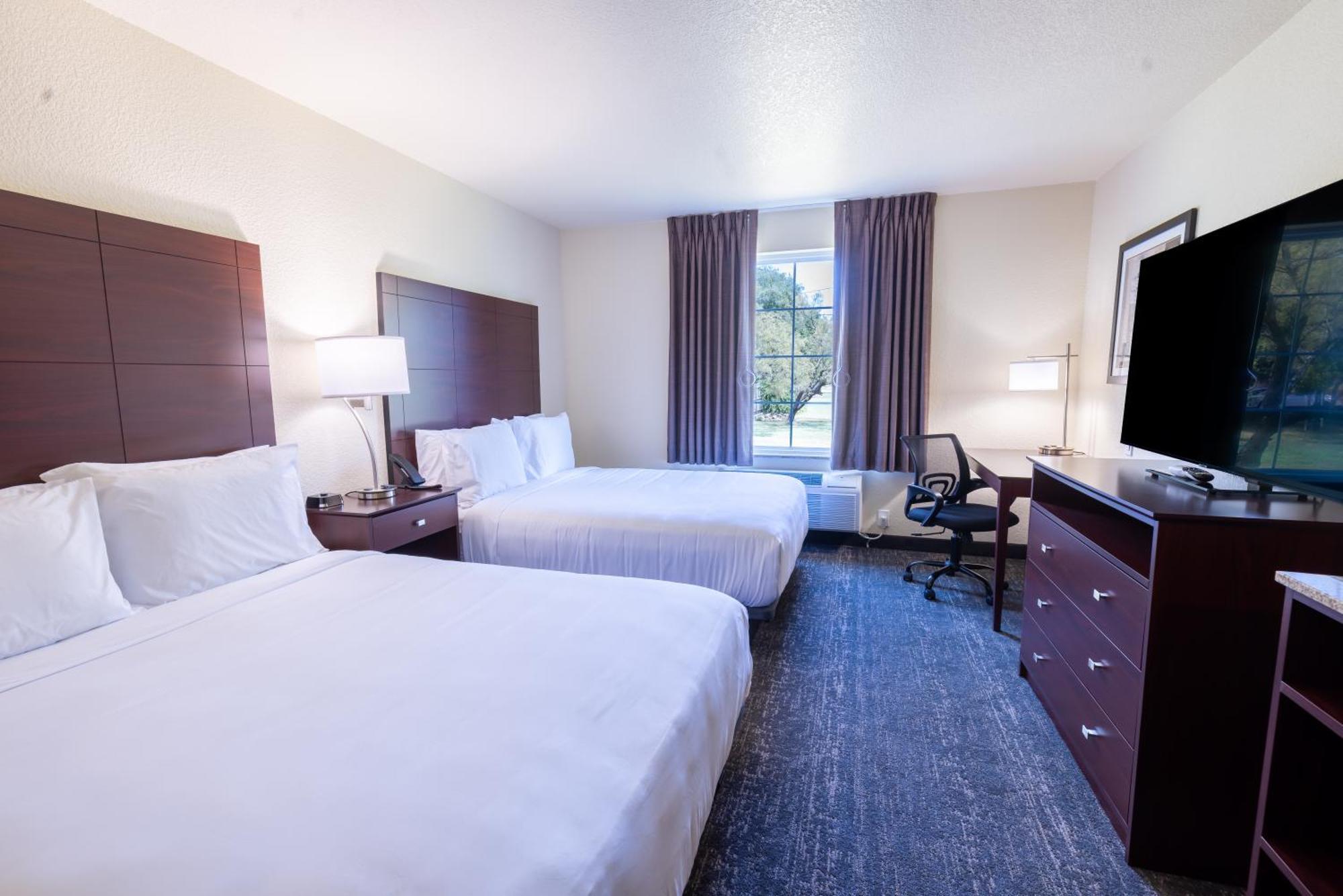 Cobblestone Inn & Suites - Winters エクステリア 写真