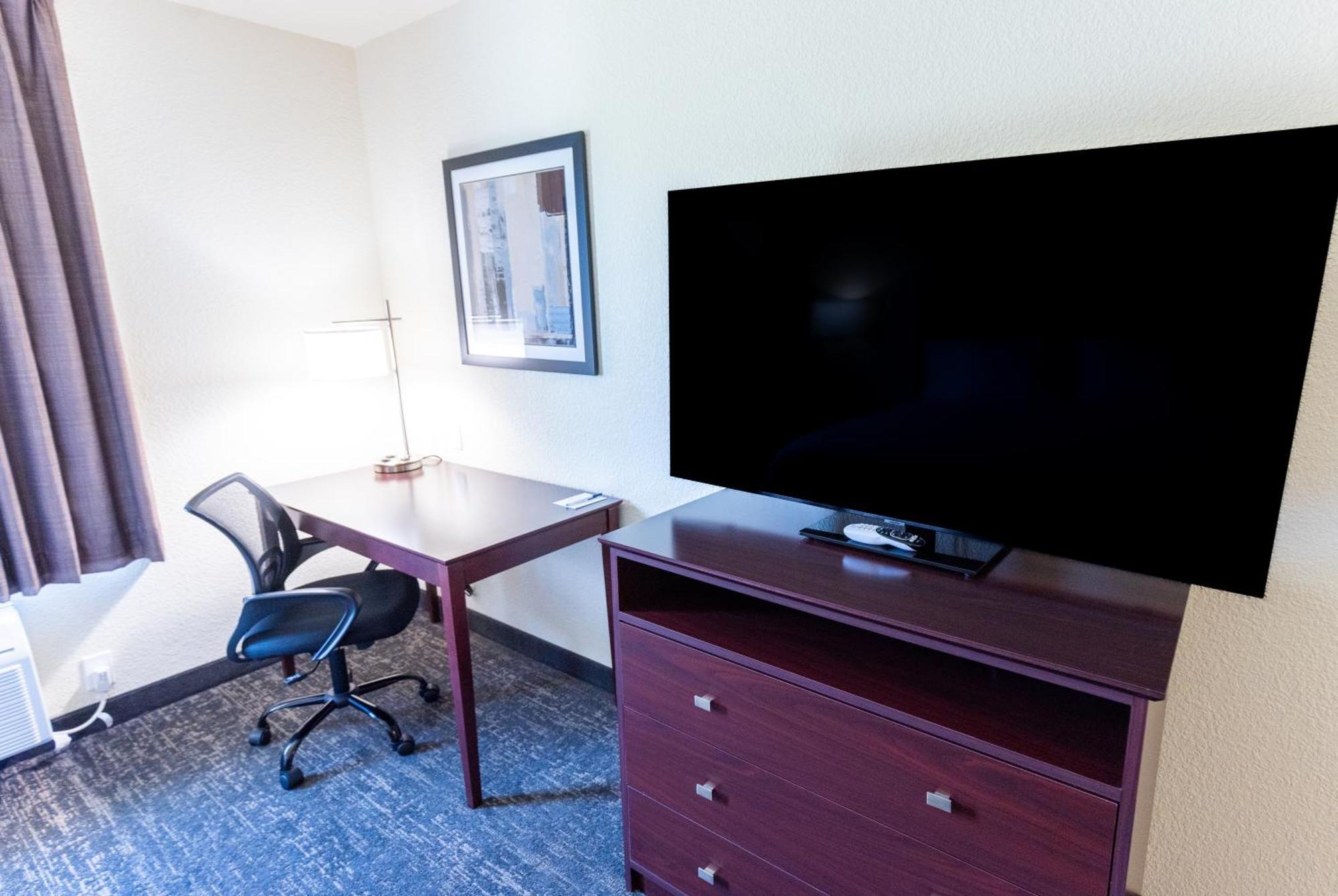 Cobblestone Inn & Suites - Winters エクステリア 写真